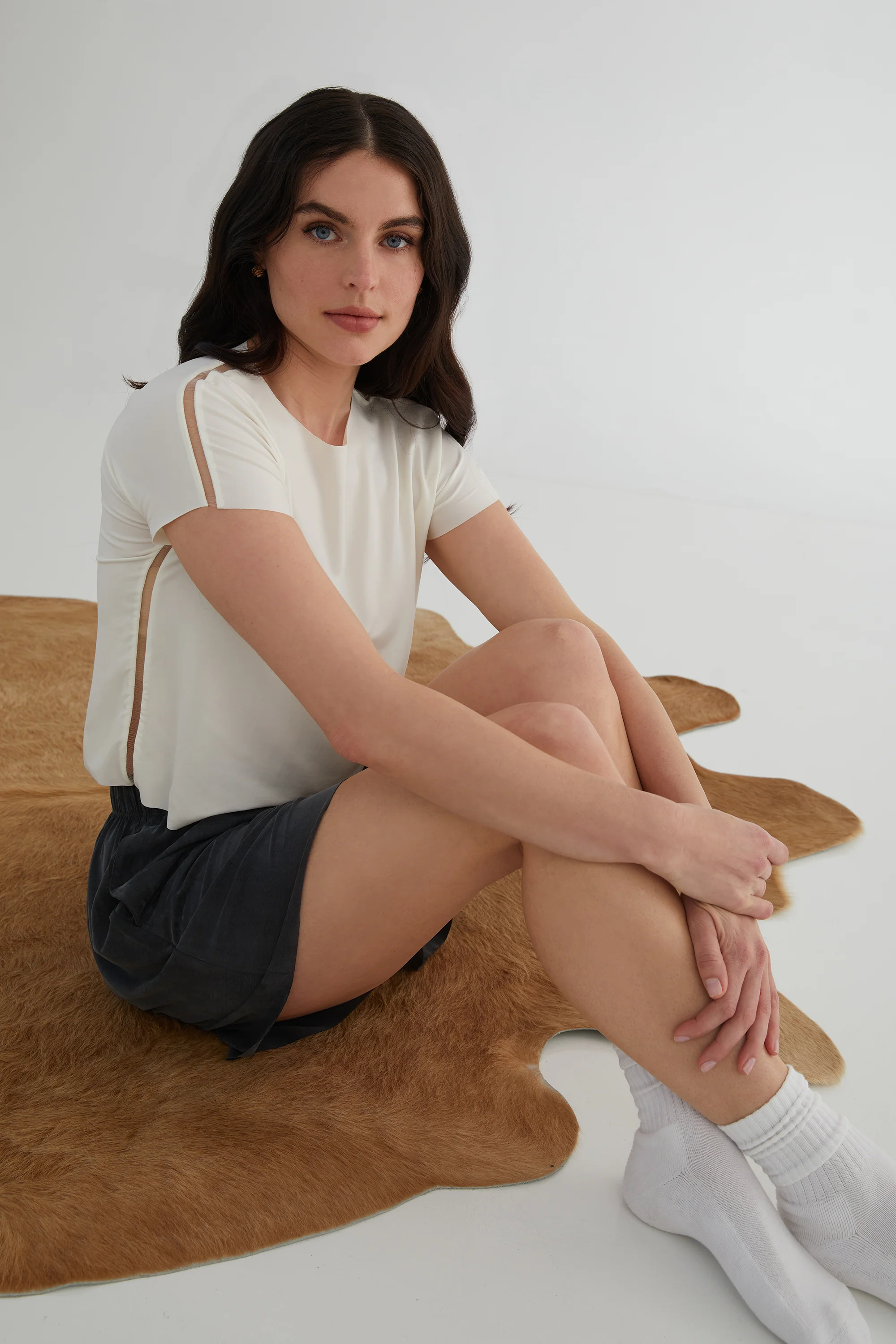The Infinity Tee: Crop - Flow Cupro - Salt - Image 5